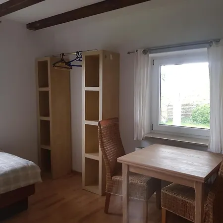 Zweibettzimmer Mit Bad Auf Pferdehof In *