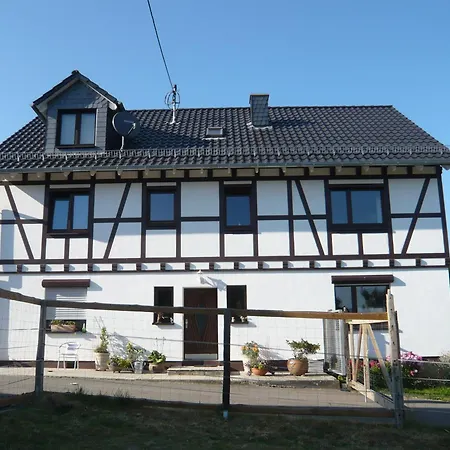 Zweibettzimmer Mit Bad Auf Pferdehof In Much