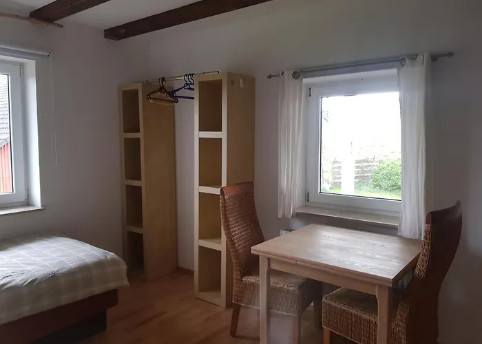 Zweibettzimmer Mit Bad Auf Pferdehof In *