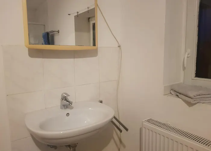 شقة Zweibettzimmer Mit Bad Auf Pferdehof In موخ